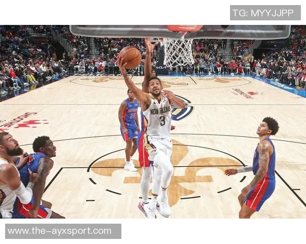 南斯表现起伏10投仅中2罚球稳健贡献11分并抢下5个前板与3次抢断